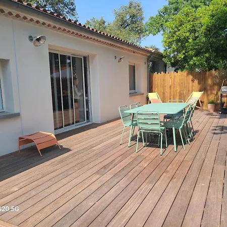 Ferienhaus Maison Renovee, 5 Min A Pied De La Plage, Jardin *