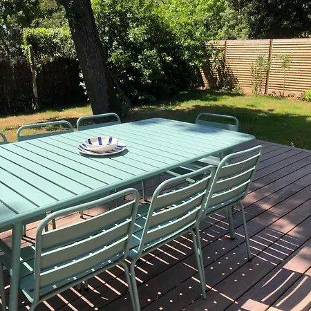 Maison Rénovée, 5 Min à Pied De La Plage, Jardin